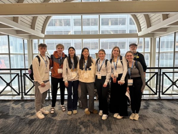 LION students pose with adviser at NSPA convention in Philadelphia (courtesy of Scales)